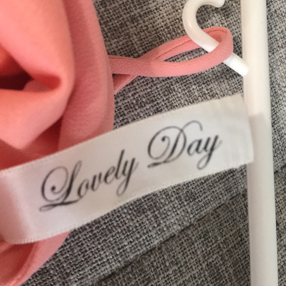 Dress 👗 - Picture 8 of 10